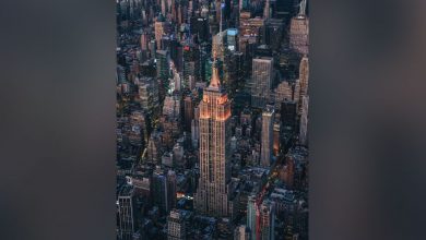 Photo of New Yorks Iconic ตึกเอ็มไพร์สเตทสว่างออเรนจ์ในวันดิวาลี 2020 |  อเมริกา: มุมมองที่น่าตื่นตาตื่นใจของ Diwali ไฟส่องสว่างตึก Empire State