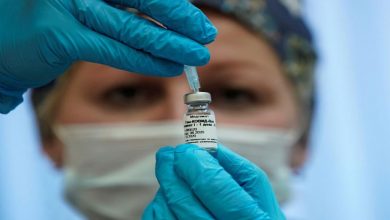 Photo of อาการแพ้หลังจากฉีดวัคซีน Pfizer Coronavirus Vaccine ในสหราชอาณาจักร |  วัคซีนป้องกันโคโรนาไวรัสของไฟเซอร์มี 2 คนเป็นโรคภูมิแพ้ในสหราชอาณาจักร