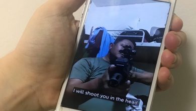 Photo of Myanmar Coup: ทหารใช้ TikTok คุกคามผู้ประท้วงบอกว่าฉันจะยิงใครก็ตามที่ฉันเห็น |  กองทัพเมียนมาขู่เข่นฆ่าผู้ประท้วงในวิดีโอ TikTok – ถ้าคุณออกไปคุณจะฆ่า