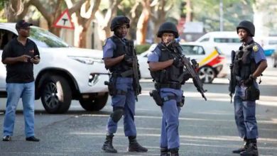 Photo of South Africa Shootout กราดยิงที่บาร์ในแอฟริกาใต้ Soweto township หลายคนฆ่า |  การยิงในแอฟริกาใต้: การยิงนัดหยุดงานในแอฟริกาใต้, การยิงที่บาร์ของโจฮันเนสเบิร์ก;  เสียชีวิต 14 ราย