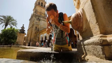 Photo of สเปนเสียชีวิตกว่า 500 ราย คลื่นความร้อนสูง 10 วัน |  ท่ามกลางสายฝนที่อินเดีย เกิดเสียงโห่ร้องเพราะความร้อนในที่แห่งนี้ มีผู้เสียชีวิต 500 คนใน 10 วัน