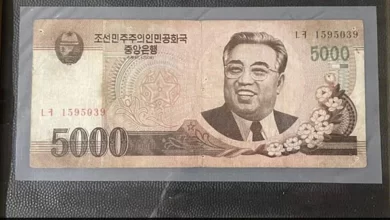 Photo of ภาพถ่ายของเงินเกาหลีเหนือหมด ผู้ใช้ Reddit อ้างว่าเป็นไวรัสกล่าวว่าการลักลอบนำเข้าสกุลเงินผ่านถุงเท้า |  สกุลเงินเกาหลีเหนือ: การลักลอบนำสกุลเงินของเกาหลีเหนือในถุงเท้า บุคคลดังกล่าวอ้างสิทธิ์อย่างน่าตกใจ