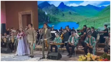 Photo of Shanghai Cooperation Organization สิ้นสุดวงอุซเบกิสถานร้องเพลงบอลลีวูดยอดนิยม bol radha bol |  ‘Spark’ ของอินเดียที่เห็นใน SCO วงดนตรีอุซเบกิสถานชนะใจทุกคนด้วยเพลงภาษาฮินดีนี้ในพิธีปิด