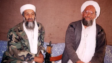 Photo of Ayman al-Zawahiri คือใครถูกสังหารในการโจมตีด้วยโดรนของอเมริกาในกรุงคาบูล, การเชื่อมต่อ Osama bin Laden |  Al-Zawahiri คือใคร: อาจารย์ใหญ่ของ School of Terror ขุนศึกของ bin Laden;  อัยมาน อัล ซาวาฮิรี คือใคร