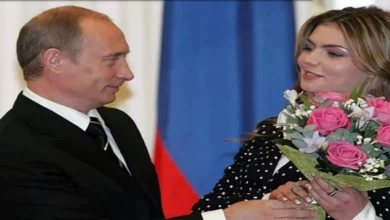 Photo of วลาดิเมียร์ ปูติน ลือแฟนสาว อลีนา คาบาวา โดนสหรัฐฯ คว่ำบาตรรอบใหม่  สงครามยูเครนรัสเซีย: การกระทำของอเมริกาต่อแฟนสาวของปูตินท่ามกลางสงครามรัสเซีย – ยูเครนได้ดำเนินการตามขั้นตอนนี้
