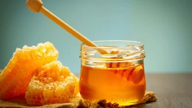 Photo of น้ำผึ้ง ประโยชน์ด้านสุขภาพ กฎอายุรเวทในการบริโภคน้ำผึ้ง รู้วิธีกินเพื่อผลลัพธ์ที่ดีที่สุด sscmp |  กฎอายุรเวทสำหรับการบริโภคน้ำผึ้ง: รู้ประโยชน์ต่อสุขภาพของมัน กินอย่างไรให้ได้ประโยชน์สูงสุด