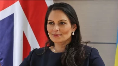 Photo of Priti Patel รัฐมนตรีกระทรวงมหาดไทยของสหราชอาณาจักรคือใคร  การเลือกตั้ง PM ในสหราชอาณาจักร: Priti Patel คือใคร?  เหตุใด Rishi Sunak จึงลาออกจากตำแหน่งรัฐมนตรีกระทรวงมหาดไทยของสหราชอาณาจักรหลังจากแพ้