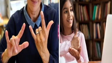 Photo of สังเกตวันภาษามือสากล 23 กันยายน วันภาษามือสากล 2022 กำไรภาษามือ |  วันภาษามือสากล: ผู้คนนับล้านใช้ภาษามือ บางทีคุณอาจไม่รู้ถึงประโยชน์ของการเรียนรู้มัน